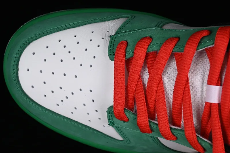 All categories Nk SB Dunk series Nk SB Dunk Low low-top sneakers Y version Nk Dunk SB Low Heineken Heineken ultra-limited edition low-top sports and leisure sneakers 304292-302